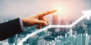 Tech Weekly: S&P 500 Closes Near Record Ahead of Fed Interest Rate Decision